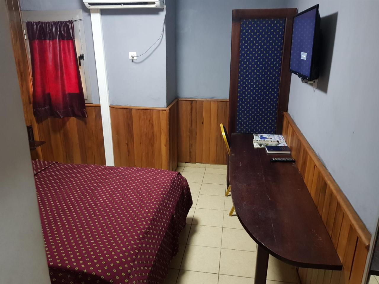 Saffana Hotel Douala Exterior photo